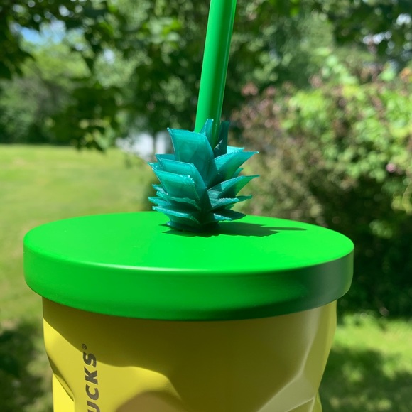 Pineapple Leaf Straw Toppers - Picture 7 of 10